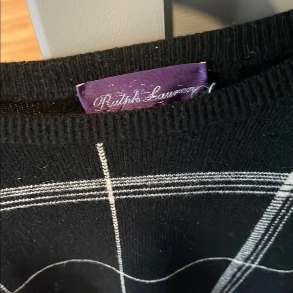 Ralph Lauren 100% cashmere (purple label) Black Plaid Sweater - Picture 2 of 3